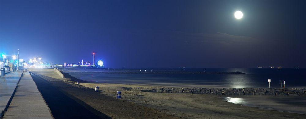 ホリデイ イン クラブ バケーションズ ガルベストン ビーチ リゾート エクステリア 写真